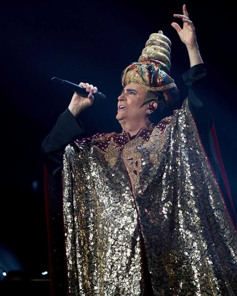 Renato Zero da pagella, primo round a Eboli