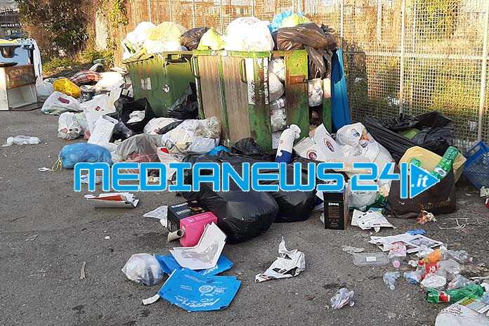 Angri – Rifiuti ingombranti, lasciati e riversati a fondo Badia