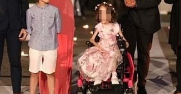 Lacrime a Ottaviano per la morte della piccola Lilia, simbolo di No Limits