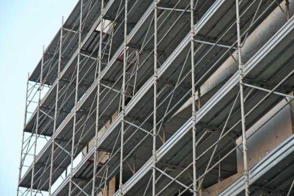 abuso-edilizio-ristrutturazione-facciata-condominio-lavori