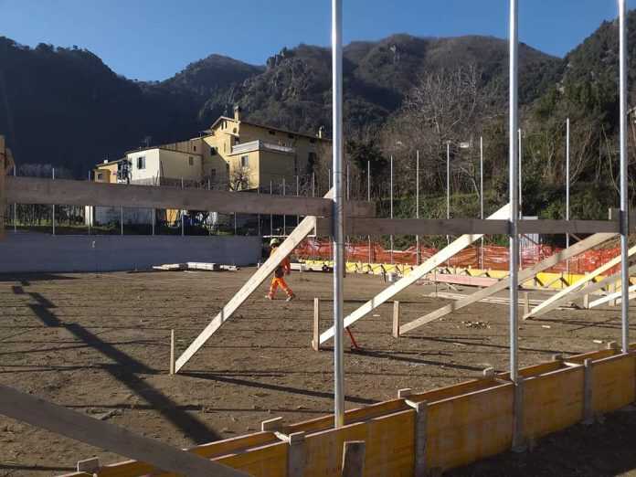 e088dc5a-b3c8-42d7-ad35-f00897699bcb