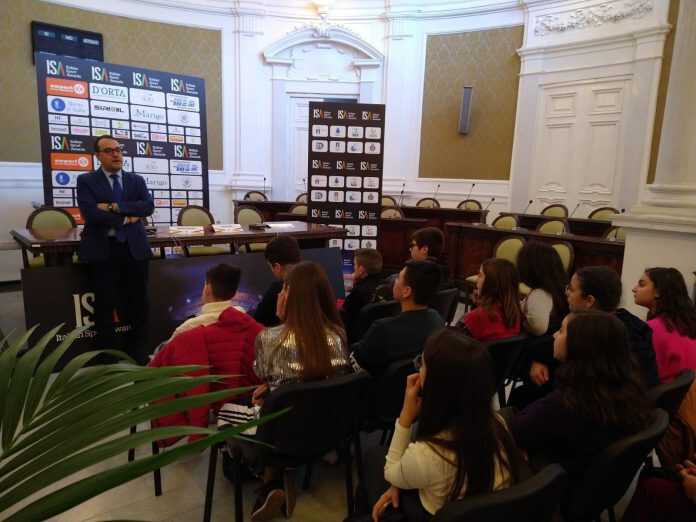 09f9058a-fafd-42ce-9b48-f3b3232d1261