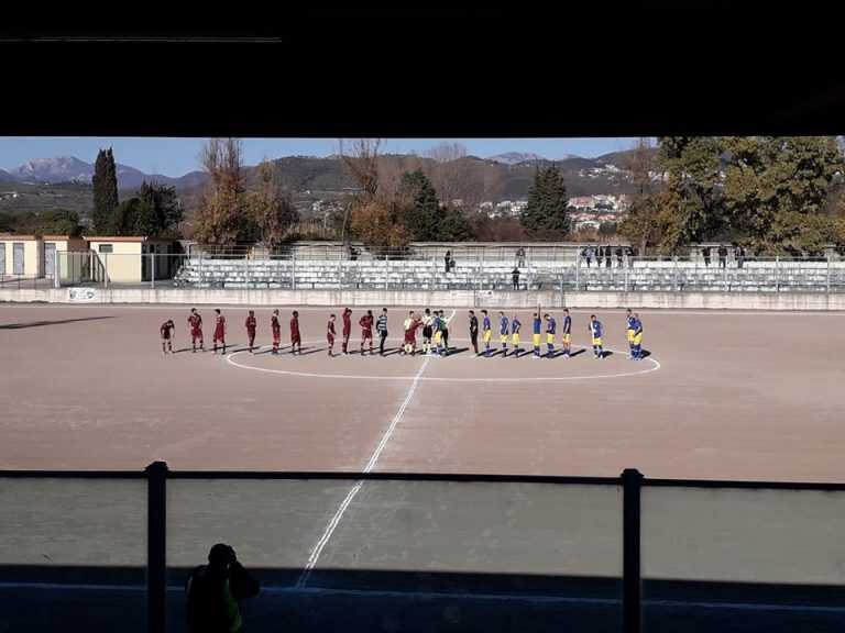 Sarnese, crollo sul campo dello Sporting Pontecagnano