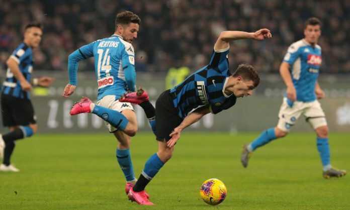 barella.inter.contrasto.mertens.napoli.2019.20.750x450