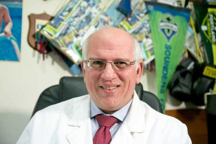 Premio Città di Angri: riconoscimento speciale al Prof. Paolo Ascierto