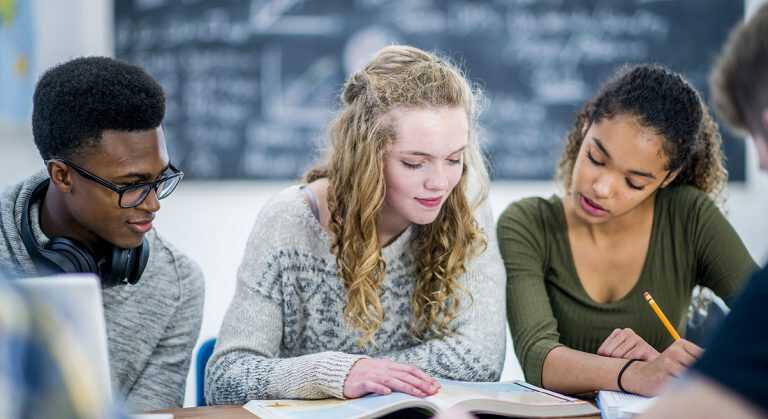 Salerno scuola – si organizza l’eventuale prova orale da svolgere in aula – secondo le norme finora stabilite