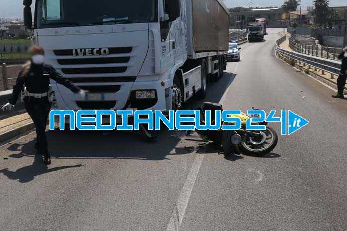 CORONAVIRUS / Angri – Incidente stradale, ferito un postino