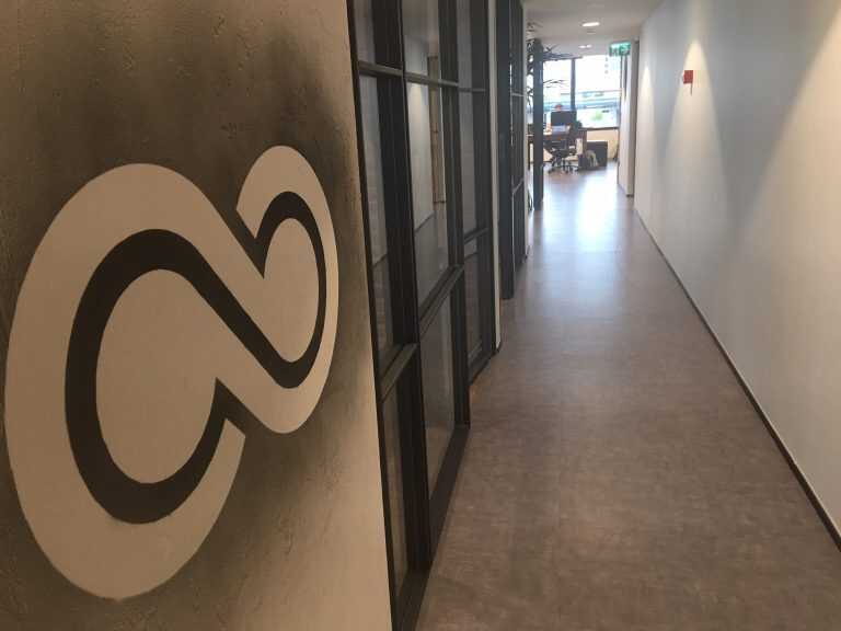 Coronavirus – operativa l’ordinanza del commissario Domenico Arcuri -di procedere alla stipula del contratto di concessione gratuita della licenza di Bending Spoons Spa