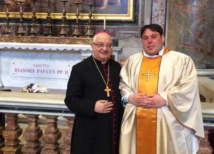 Il-vescovo-Giuseppe-Giudice-e-don-Nello-Nappo