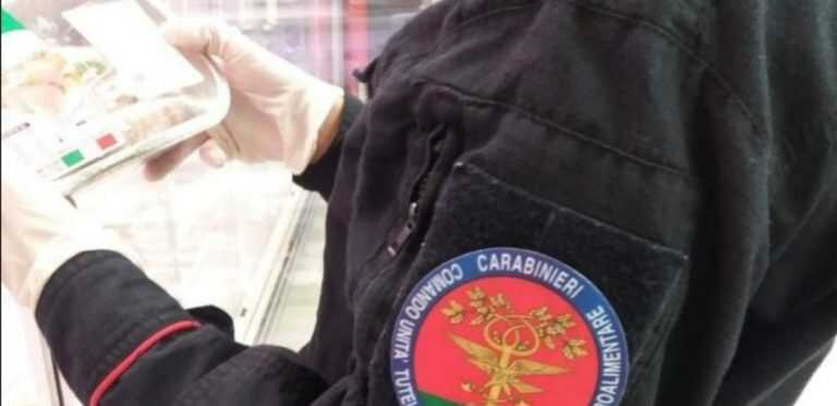 Duecento chili di carne e 14 chili di prodotti da forno – sequestrati dai Carabinieri Forestali – in un supermercato di Camposano