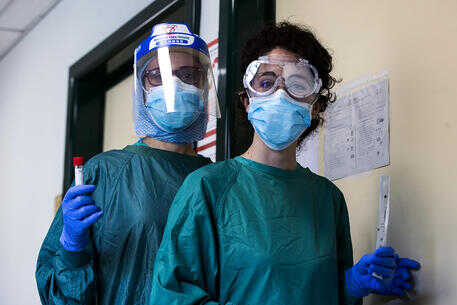 Fase 2, Cronache Vesuviane – in azione i ladri di mascherine