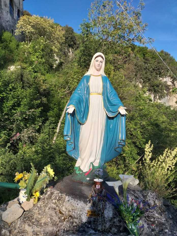 96018238_10220114684490594_7624468481215299584_o