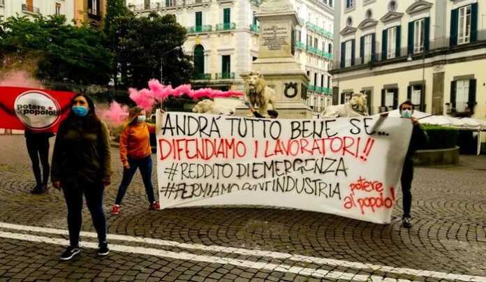 1 maggio: a Napoli striscioni per il diritto al reddito