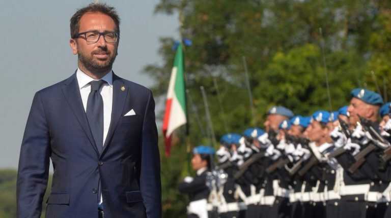 Bonafede resta Guardasigilli. Il Senato ha archiviato le mozioni di sfiducia