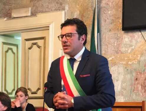 Vietri sul Mare. Il sindaco De Simone riconferma la “nuova” giunta, dopo il primo anno di mandato