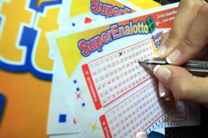 Lotto – Festa a Vietri sul Mare, la Dea bendata fa vincere 22mila euro