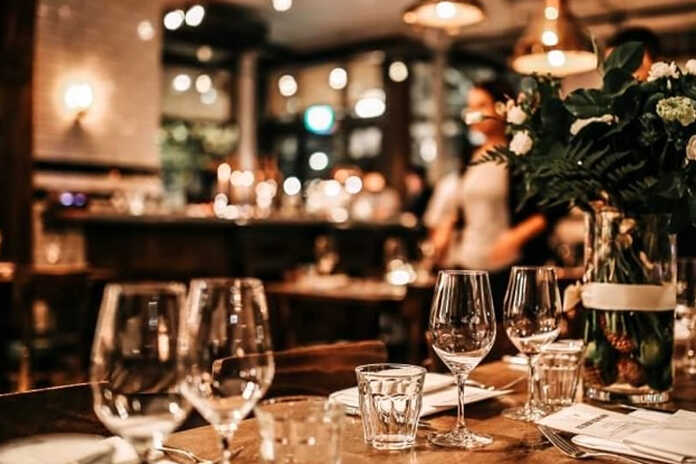 Economia – Decreto Rilancio, Ristoranti e Pizzerie, tra tavoli e misure da rispettare, multe fino a 3mila euro