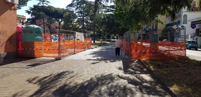 Boscoreale ai tempi del Coronavirus. Niente cerimonie, attività in ginocchio. Lavori a piazza Vargas