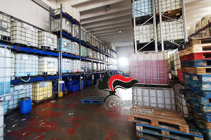 Brusciano – Sequestrata dai Carabinieri azienda irregolare che produceva prodotti per l’igiene e la profumeria