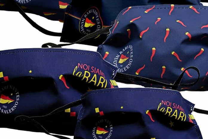 Salerno – Nasce “RARI MASK” l’accessorio ufficiale della squadra di pallanuoto maschile