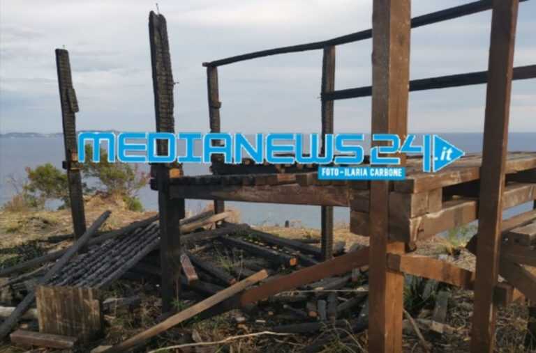Ascea Marina – Il sentiero degli innamorati – vittima di atti vandalici