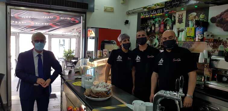 Boscoreale today. Il sindaco Diplomatico contribuisce al gelato solidale