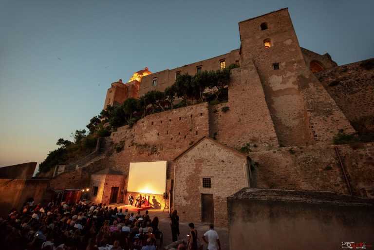 Cinema – Ischia Film Festival primo grande evento live post-Covid