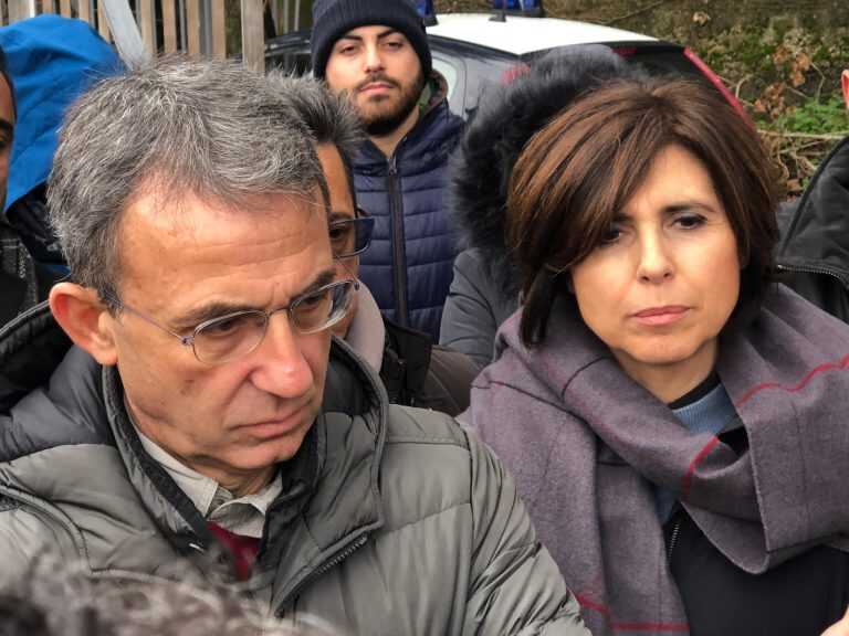 Napoli/Inquinamento – La Senatrice La Mura scrive al Ministro Costa: “Verificare lo stato delle bonifiche”