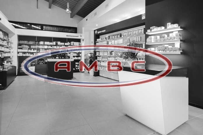 Mondragone – “Sta per aprire la farmacia di confine”, la nota di AMBC