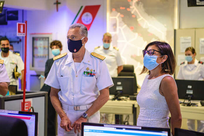 Difesa – De Micheli e la celebrazione dei 155 anni del Corpo di capitanerie di porto