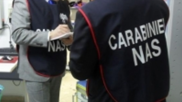 Ottaviano – Controlli dei carabinieri alle farmacie, sanzioni e sequestri