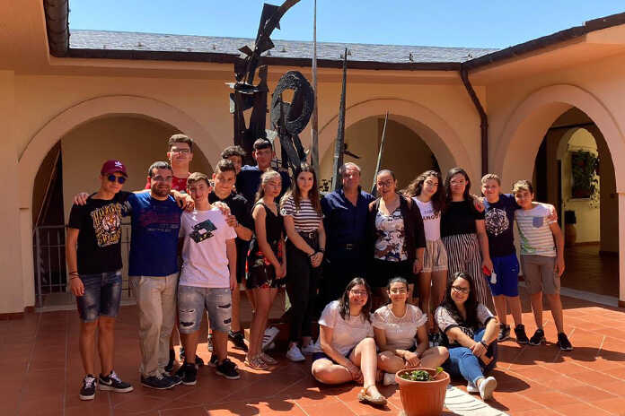 Webinar scuolasenzabulli al'OratorioSantaMaria Stella del Mattino di Vallata