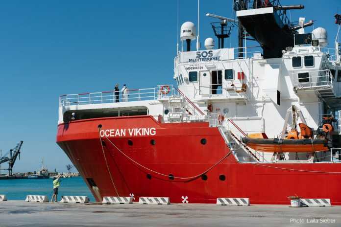 Migranti – La Guardia Costiera blocca la Ocean Viking per irregolarità tecniche di sicurezza
