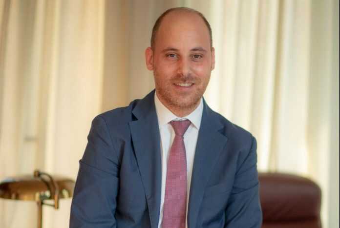 REFERENDUM, ADELIZZI (M5S): “Insieme a Luigi Di Maio e ai cittadini ad Eboli per il SÌ”