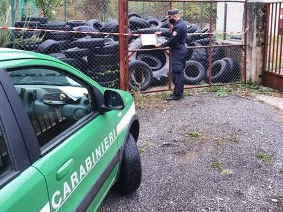San Gregorio Magno (SA) – Controlli ambientali, sequestrato un deposito incontrollato di rifiuti