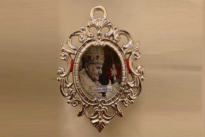 LE RELIQUIE DI PAPA GIOVANNI XXIII AI PEACEKEEPERS DELLA GARIBALDI;