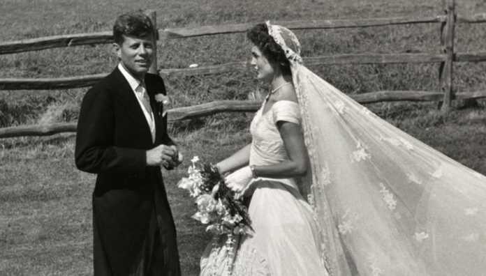 altri-tempi-altri-presidenti-usa-la-storia-di-jfk-e-jacqueline-al-binario-7_730929f2-b240-11e6-885a-42ef51b1f004_900_512