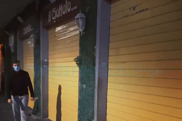 Napoli / Salerno – Crisi profonda, chiude anche “Il Ciottolo” dopo la Zeppola d’Oro 