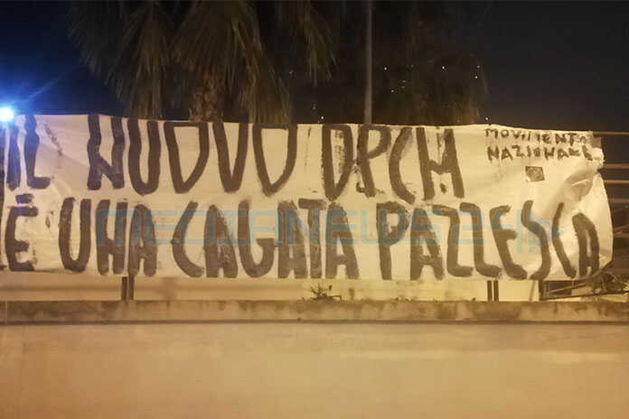 Blitz del Movimento Nazionale contro Conte: esposto striscione polemico