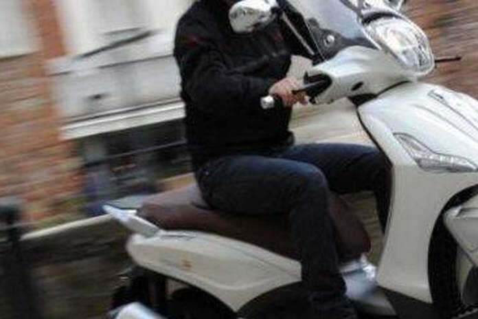 Salerno – Polizia, individuato ed arrestato l’autore della rapina nel centro storico