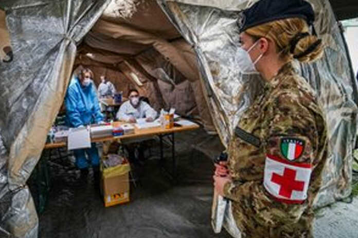 Regione Campania – Esercito in campo con tendoni-laboratorio per aiutare nella lotta contro il covid