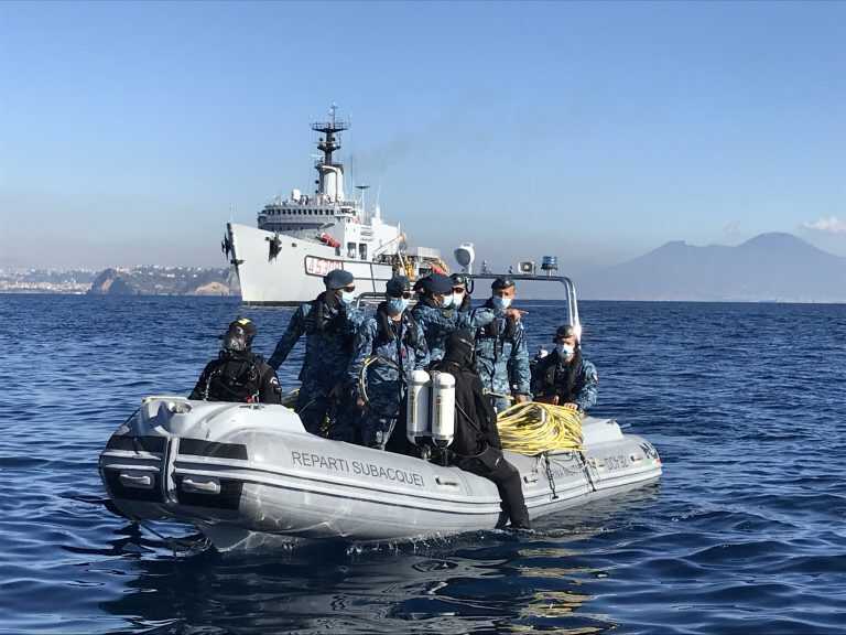 Marina Militare – Continua l’opera dei palombari per la bonifica di ordigni bellici inesplosi