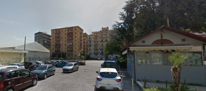 Pagani – Il sindaco De Prisco chiude il parcheggio di via Pittoni nelle ore serali