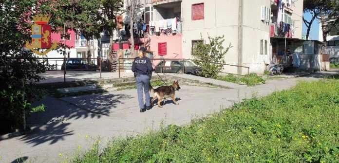 Torre Annunziata – Controlli straordinari della polizia di stato