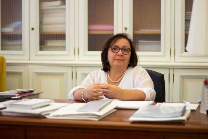 La Campania spende 3 milioni di euro per le card vaccinali. Angrisani: “La Corte dei Conti faccia chiarezza”