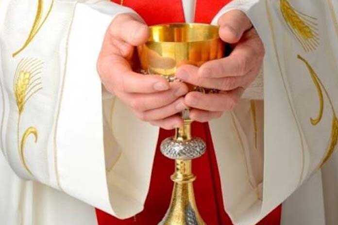 Sorrento – Custodia cautelare per due sessantenni di Sant’Agnello: Perseguitano sacerdote