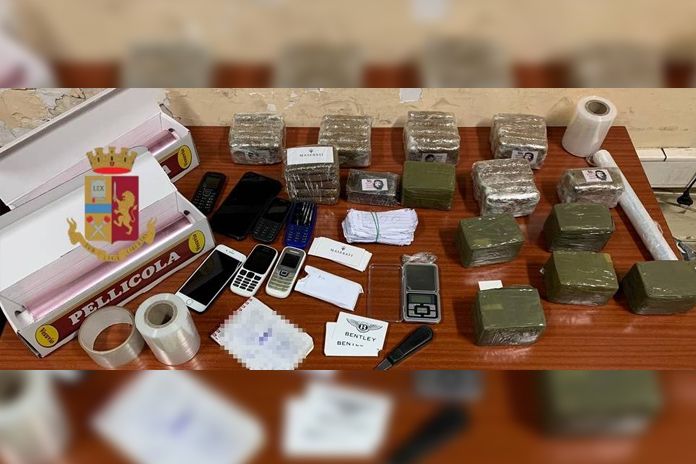 Polizia di Stato. Droga