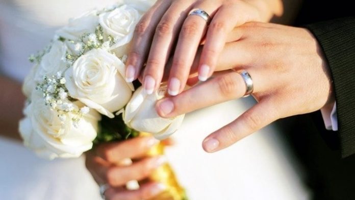 Forio di Ischia – Festeggiano matrimonio al ristorante, i carabinieri sanzionano sposi e invitati