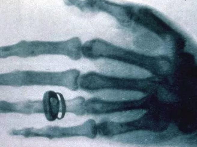 raggi08-knMH-U43380952100020MFD-656x492@Corriere-Web-Sezioni