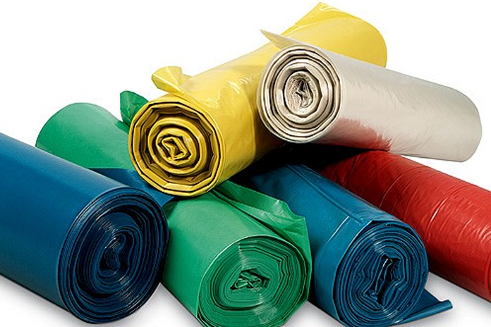 Torre del Greco, riparte la distribuzione dei kit buste per la differenziata